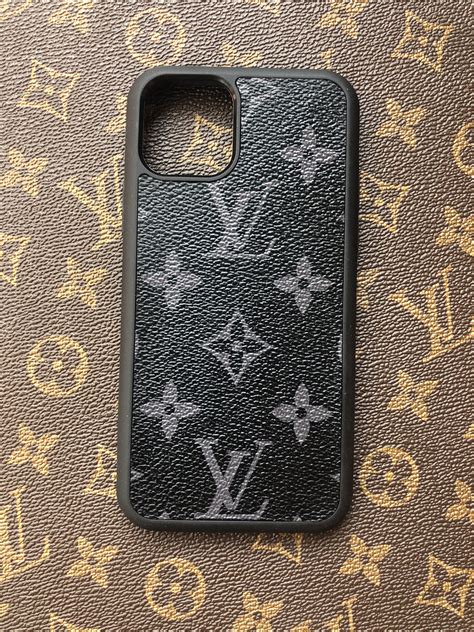 Louis Vuitton iPhone 11 Case .